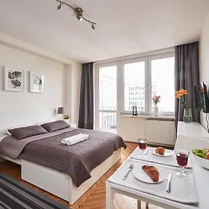 https://top-ten-house-marszakowska-6.warsawhotelspoland.com